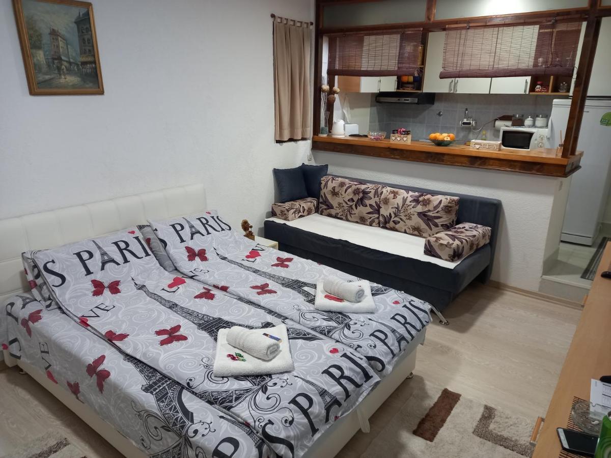 Apartman Azra Σαράγεβο Εξωτερικό φωτογραφία